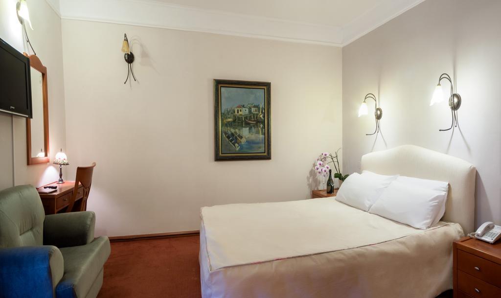 Hôtel Aleksandar à Vrnjačka Banja Extérieur photo