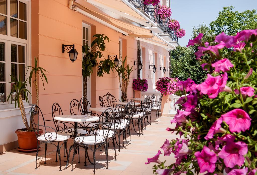 Hôtel Aleksandar à Vrnjačka Banja Extérieur photo